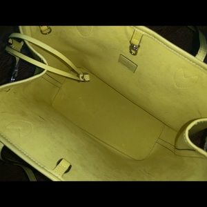 LV yellow tote additional picture